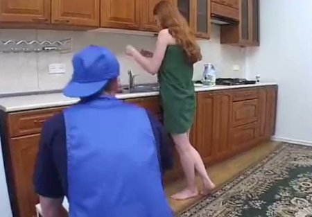 Не знала что сантехник будет насиловать